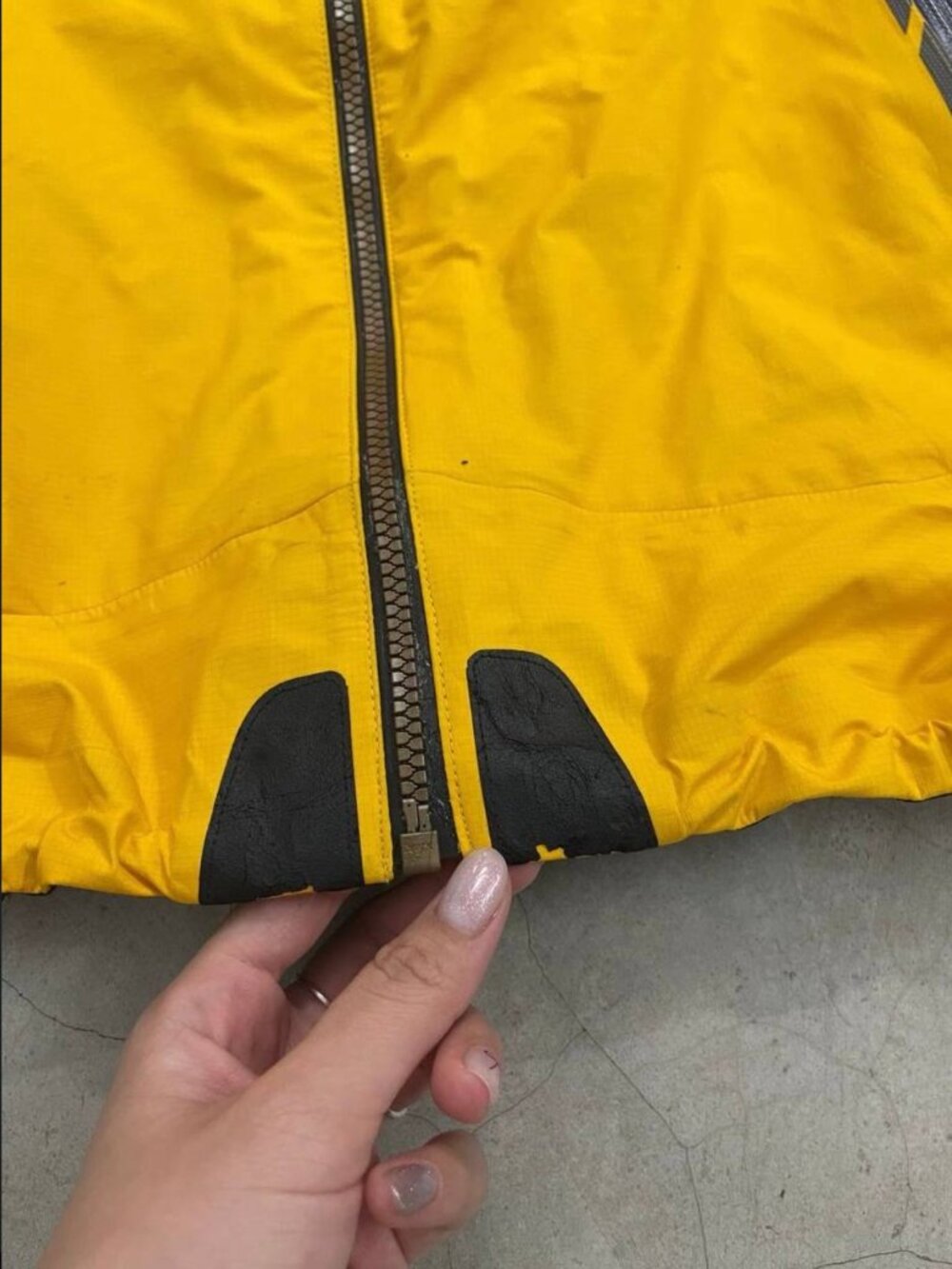 K2 Colorblock Hooded Outdoor Jacket – Yellow Black Olive Waterproof Style Jacket - Picture 7 of 7